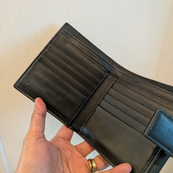 Gucci Black and Beige Wallet - Picture 7 of 12